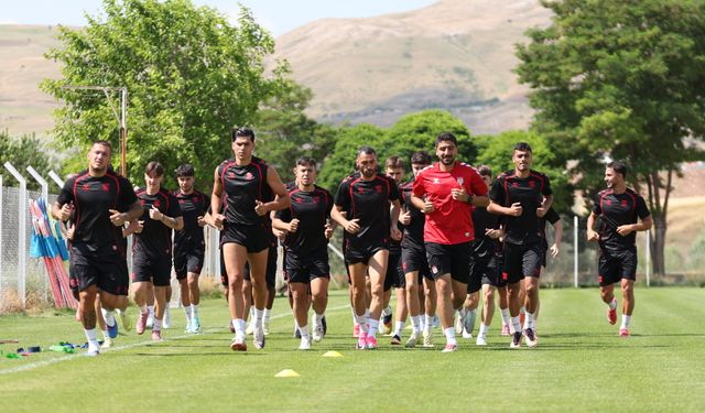 Yiğidolar sahada! Sivasspor'da çift antrenman mesaisi