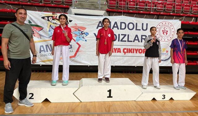 Sivaslı karateci Sivas'a şampiyonluk getirdi