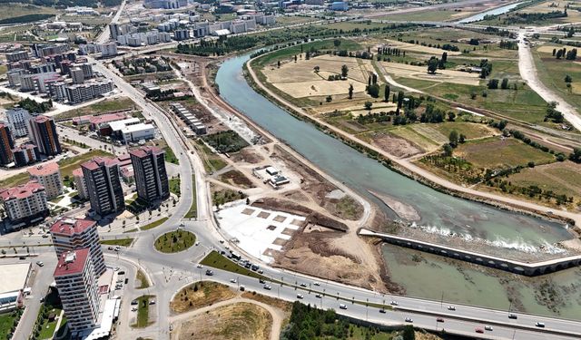 Sivas'ın Dev Projesinde Son Durum! Kızılırmak Yepyeni Bir Görünüme Kavuşuyor