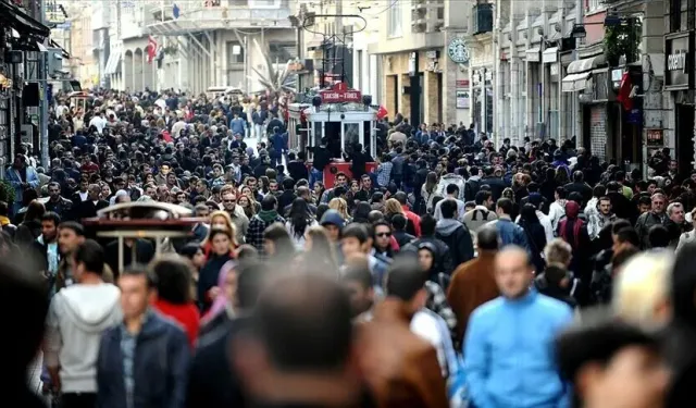 Türkiye Nüfusunun Yarısı Borç Batağında! 44 Milyonu Aştı!