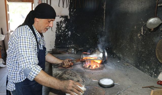 Sivas'ta yarım asırlık kalaycılık