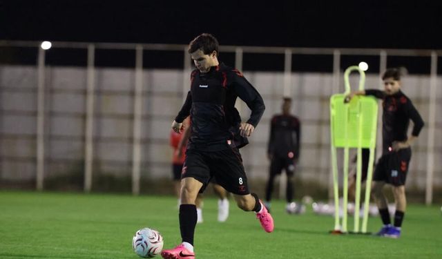 Sivasspor'da gece mesaisi