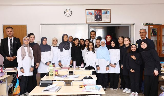 Sivas Milli Eğitim Müdürü'nden okullara ziyaret