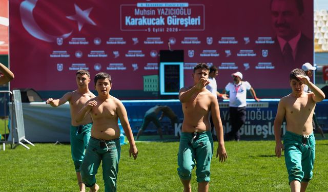 Sivas'ta Karakucak Güreşleri başladı