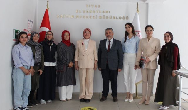 Milletvekili Rukiye Toy’dan El Sanatları ziyareti