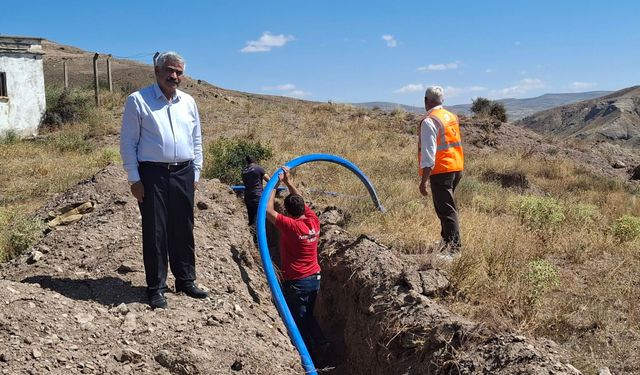 Ulaş'ta içme suyu hattı çalışmalarına başlandı