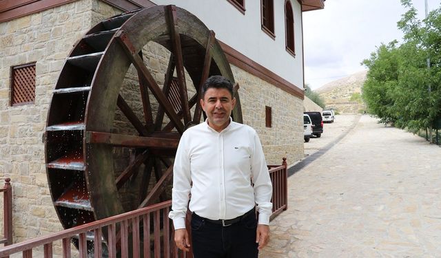 Sivas'ta bu eserin mutluluğunu yaşıyor