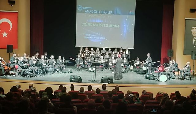 Sivas'ta THM korosu konser verdi