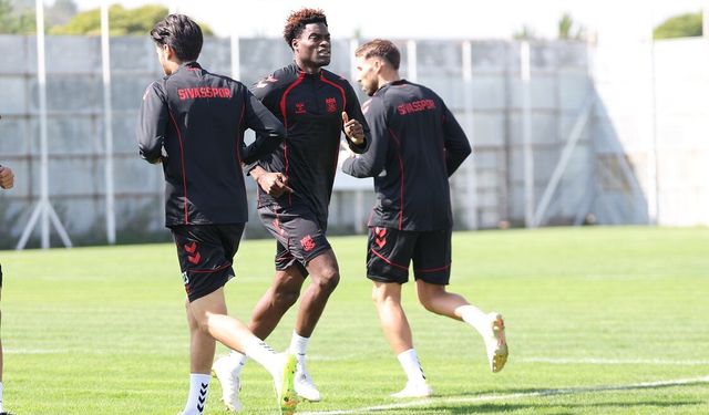 Sivasspor bugün de antrenmanda