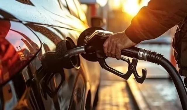 Benzinin hatırı kalmasın! Motorine zam geliyor