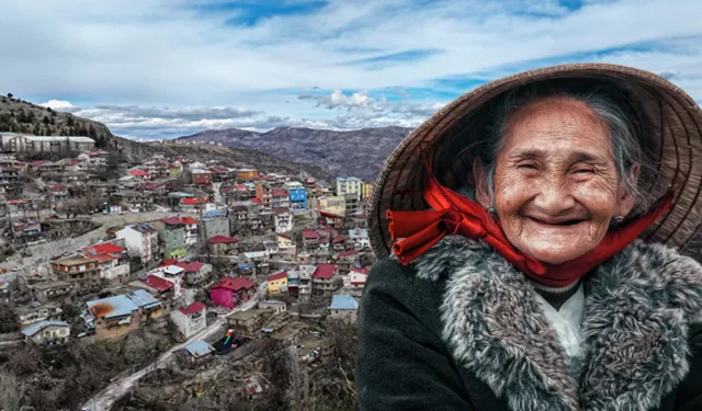 Türkiye'nin En Yaşlı İlçesi! Belediye Günde İki Defa Yemek Dağıtıyor!