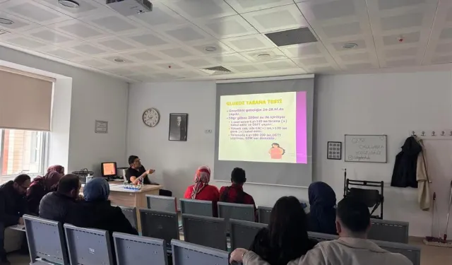 Sivas'ta Anne Adayları Yalnız Değil: Baba Adayları da Eğitimde