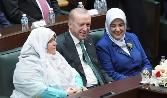 Cumhurbaşkanı Erdoğan: Karanlık günleri hortlatmaya çalışanların karşısındayız