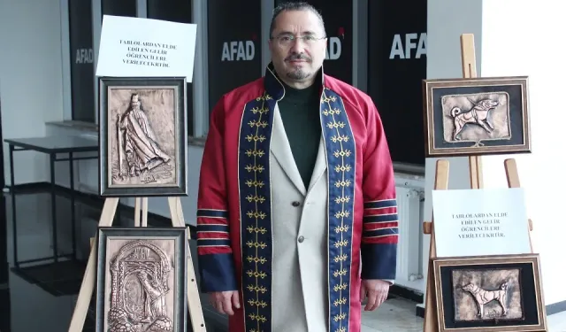 Sivas'ta Hem Akademik Tıp Doktoru Hem de Sanatçı