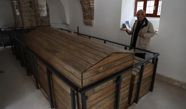 Sivas’ta Üç Şems’ten Birinin Türbesine Ramazan Ziyareti