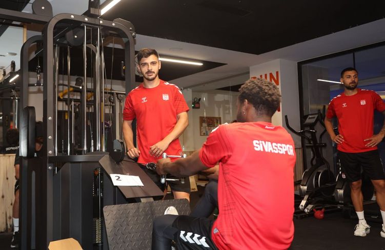 Sivasspor'un Bolu Kampı Bitti! Gözler Erzurum'a Çevrildi!