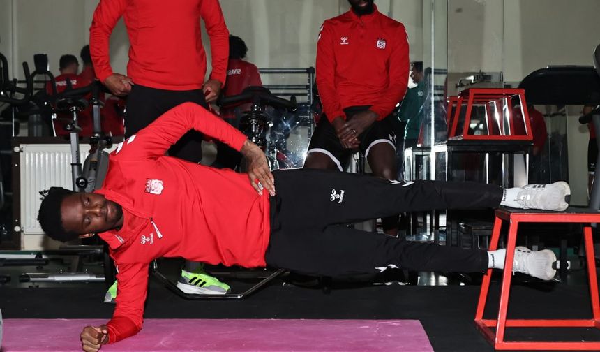 Sivasspor'da Salon-Saha Çalışmaları