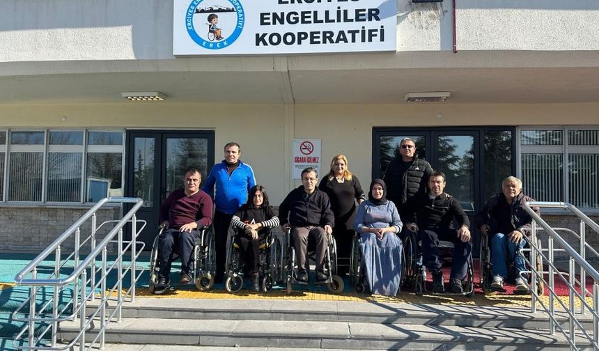 Engelleri Çalışarak Aşıyorlar