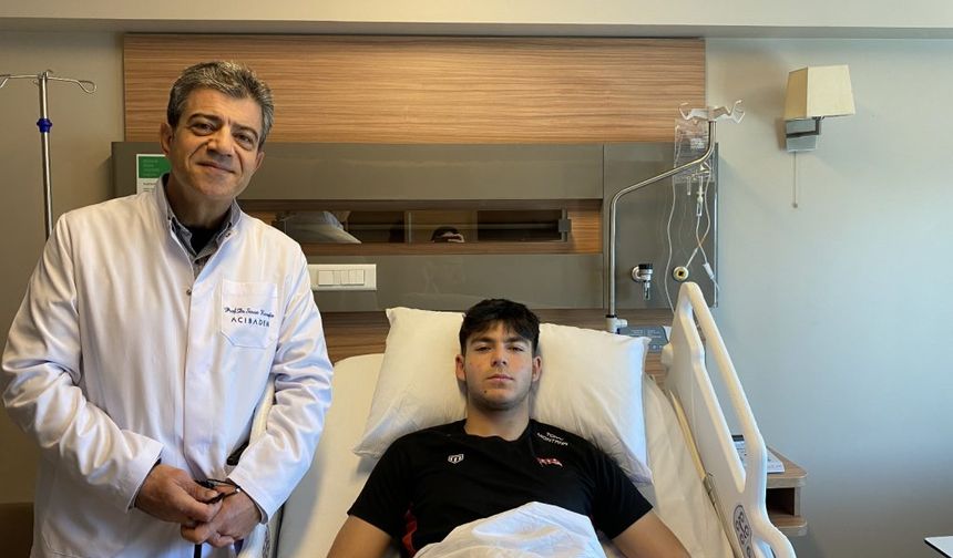 Sivassporlu Futbolcu Kayseri'de Ameliyat Oldu