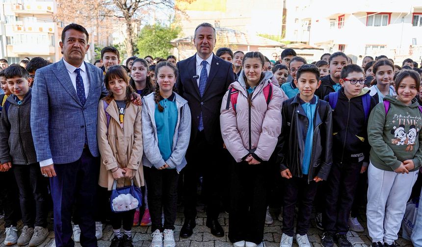 Öğretmenlikten başkanlığa! Adem Uzun'dan hayat dersi