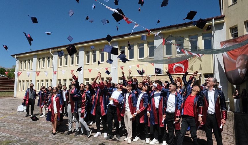 Nitelikli bireyler, güçlü yarınlar