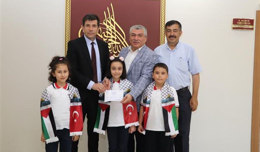 Miniklerden Gazze'ye gönül dolusu destek