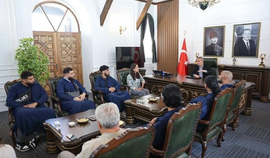 Fas'tan Sivas'a Uzanan Manevi Köprü! Başkan Uzun'u Ziyaret Ettiler!
