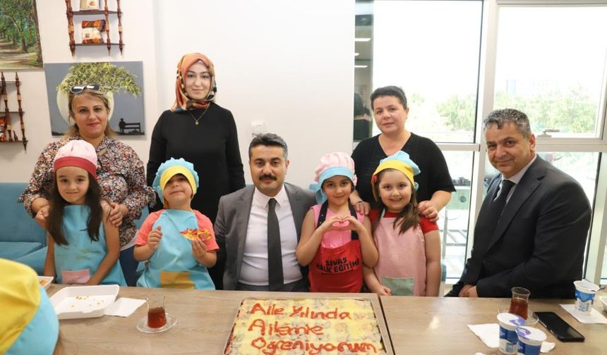 Sivas'ta Minik Eller Büyük İşler Projesiyle 5 Bin Öğrenci Beceri Kazandı