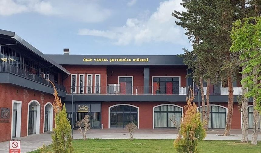 Sivas'ta Bu Akşam Tarihi Bir Gün! Aşık Veysel Adına Yapılan O Müze Açılıyor!