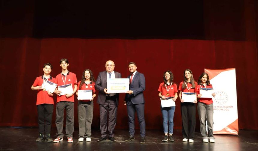 İyilik Elçileri Ödüllerini Filistin'e Bağışladılar