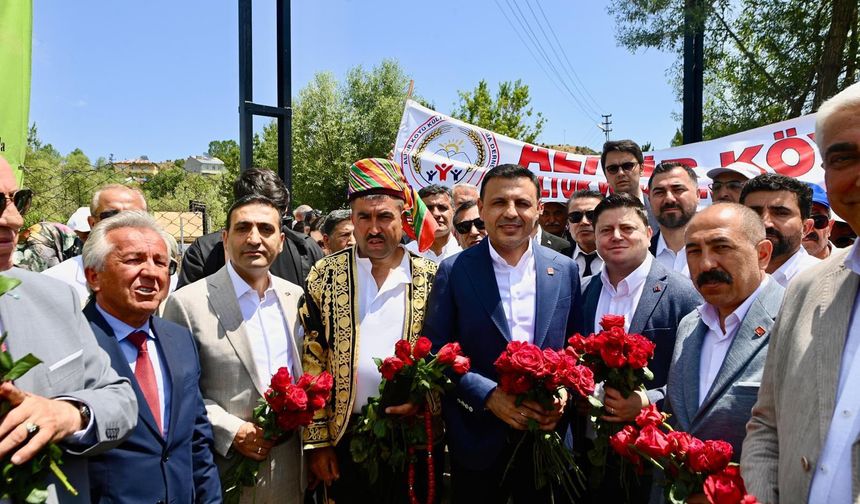 Sivas'ta 28. Şerefiye Kültür Buluşması'nda geniş katılım