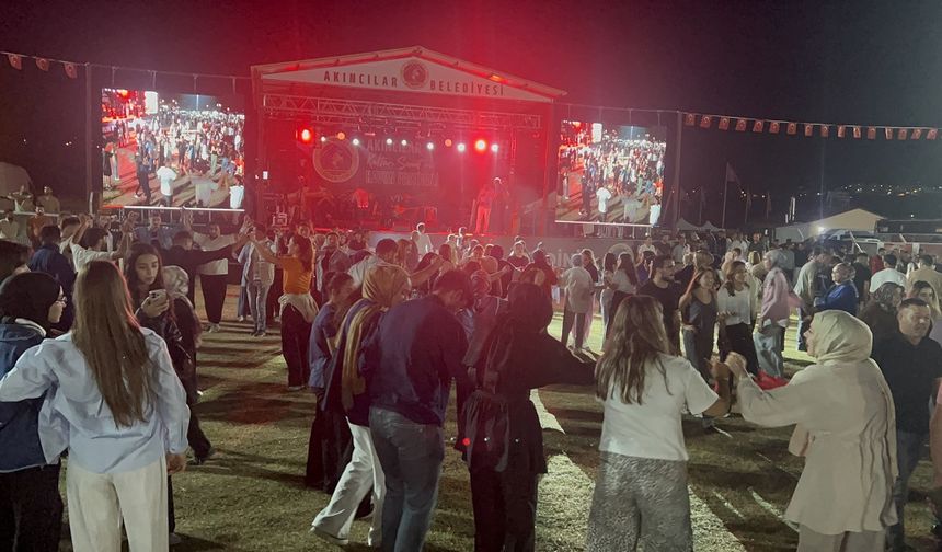 Sivas'ta 3 Gün Sürecek O Festival Öyle Bir Başladı ki...