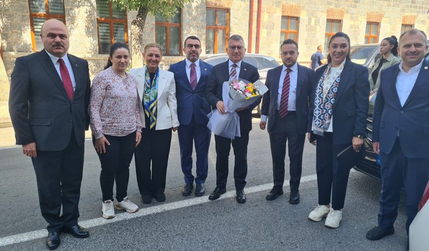 Abdullah Güler’in Kars ziyaretinde dikkat çeken buluşma