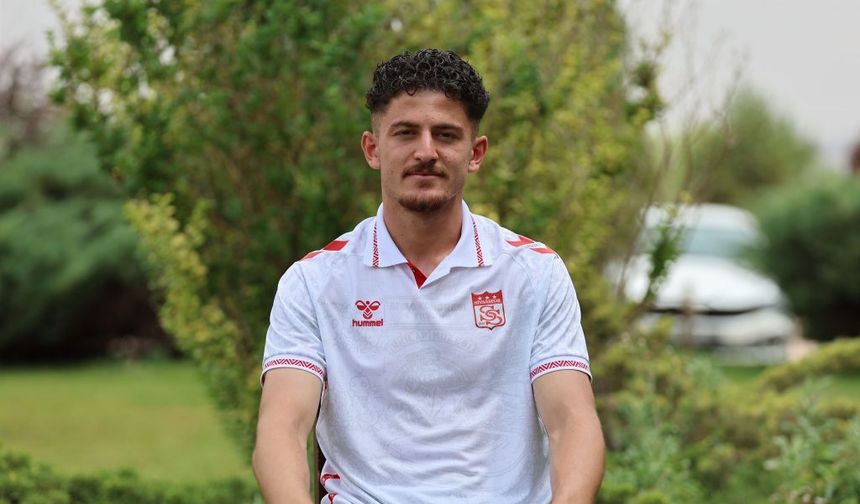 Genç Yıldız Emirhan’dan Sivasspor’a Güçlü Mesajlar