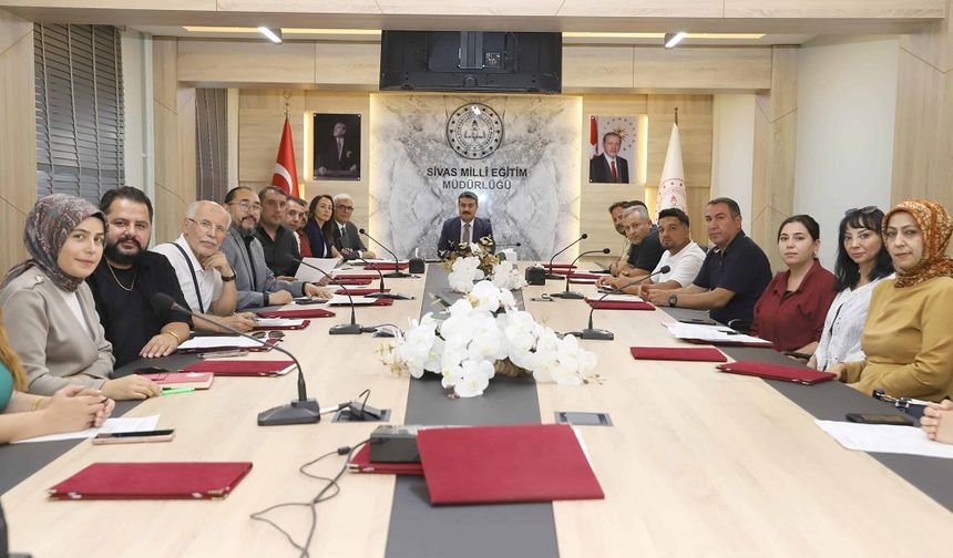 Sivas'ta Özel Rehabilitasyon Merkezleri eğitimleri ele alındı