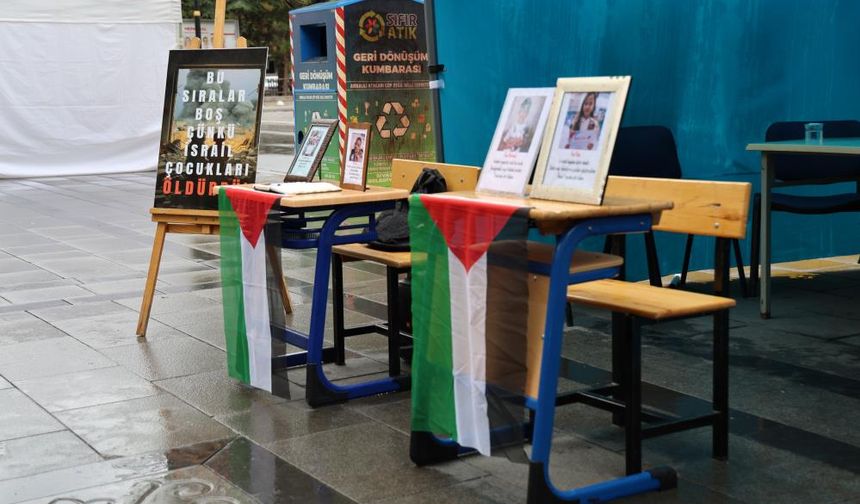Sivas'taki O Anma Programında Gözyaşları Sel Oldu!