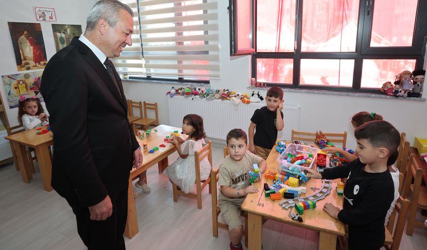 Adem Uzun’un açılışta dikkat çeken mesajı