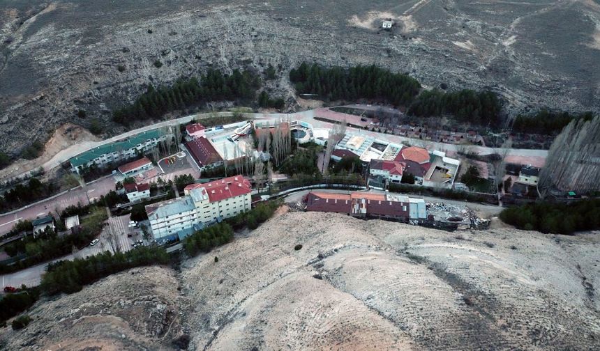 Sivas'ta Doktor Balıklar ile Şifa Arayanların Dünyaca Ünlü Durağı
