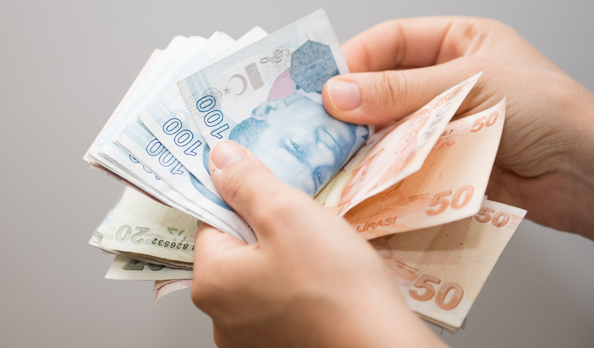 Öğrenciler İçin Günlük 1.000 TL Destek!