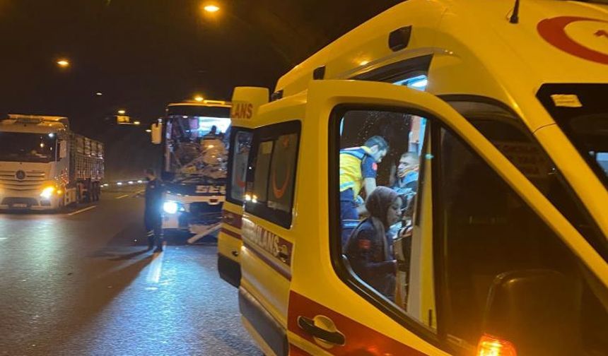 Feci Kaza Çok Sayıda Yaralı Var !