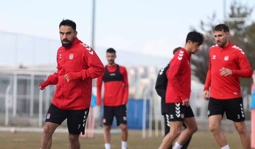 Manisa FK maçı öncesi Özbelsan Sivasspor cephesinde flaş gelişme