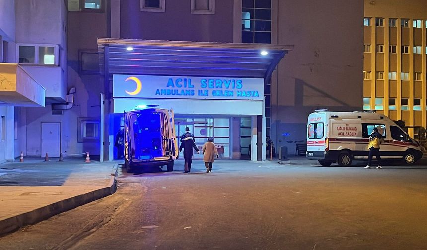 Cadde ortasında bıçaklı saldırı