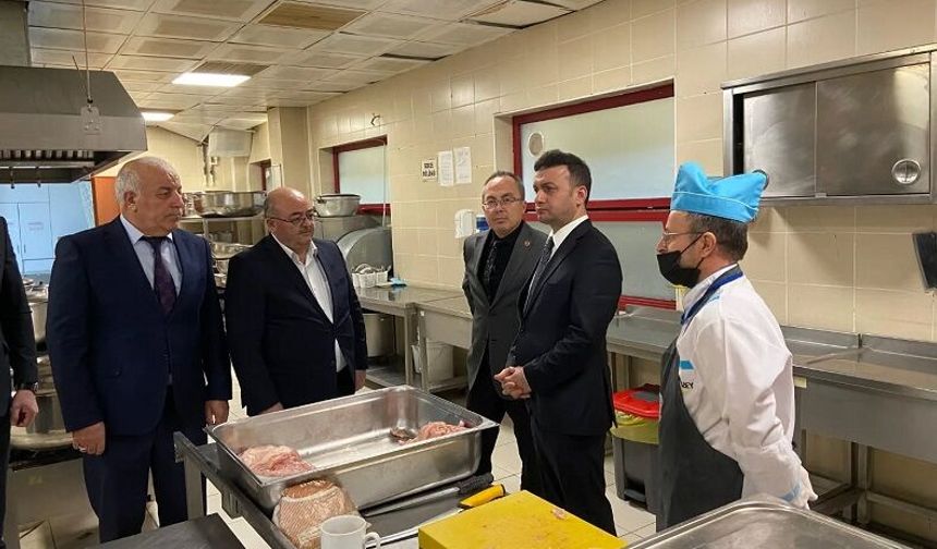 Sivas’ta Öğrenci Yurtlarına Yakın Takip