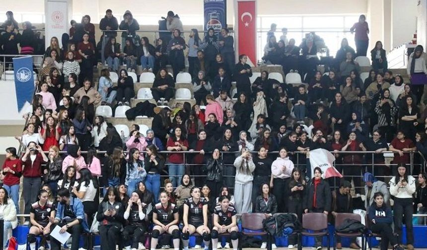 Sivas’ta 35 Takımın Mücadelesi Nefes Kesti