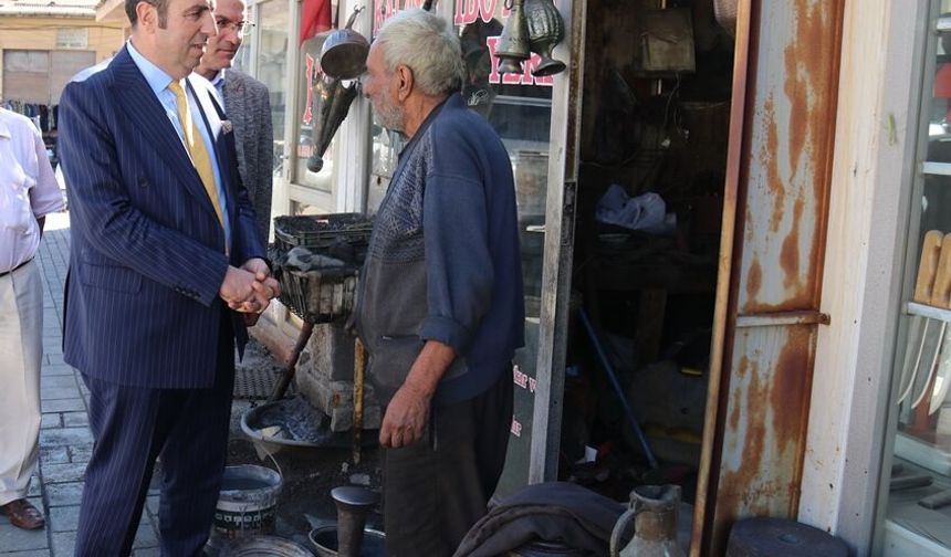 Sivas'ta Küçük İşletmeler Nefes Alamıyor