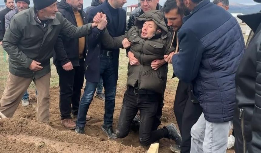 Sivas'ta O Cenazede Yürek Yakan Anlar