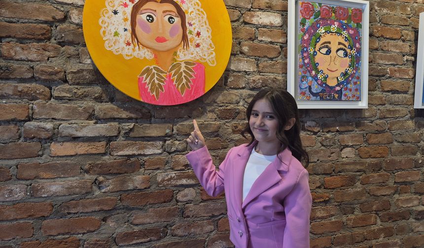 9 Yaşında İlk Sergisini Açtı