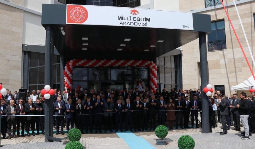 Sivas’ta Milli Eğitim Akademisi Açıldı