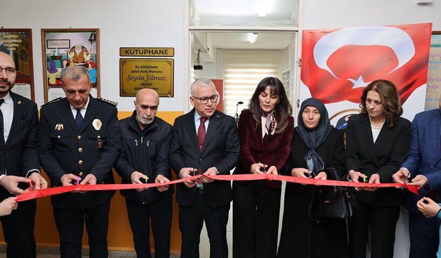 Sivas'ta Şehit Polis Memurunun Hatırası Öğrencilerle Buluştu