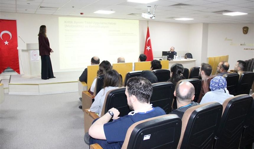 Sivas’ta Beyaz Önlüklülere Dev Uyarı